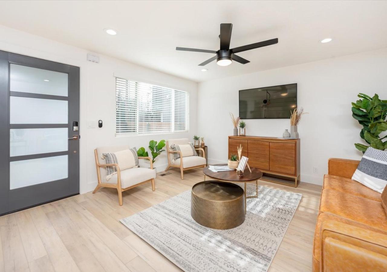 Mid Century Modern Boise-River Bungalow W/ Hot Tub エクステリア 写真